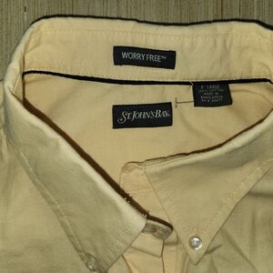 St. John's Bay Men's Light Yellow Casual Shirt